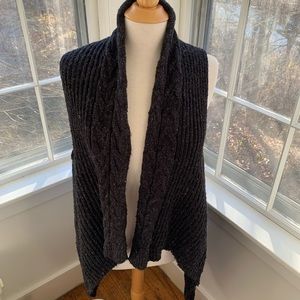 BCBGMAXAZRIA long open ribbed sleeveless wrap